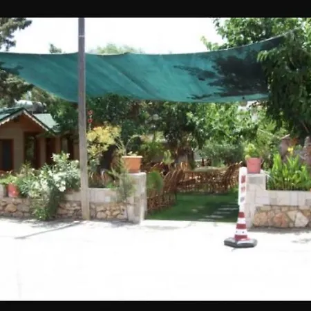 Palamutbuekue Pansiyon Pensión Palamutbuku